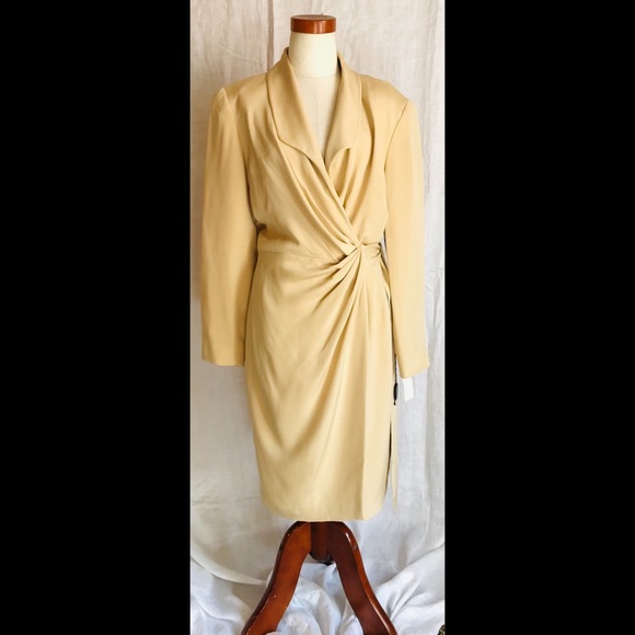 NWT TAHARI Silk Wrap Dress Sexy Details Size 10 - Picture 1 of 8